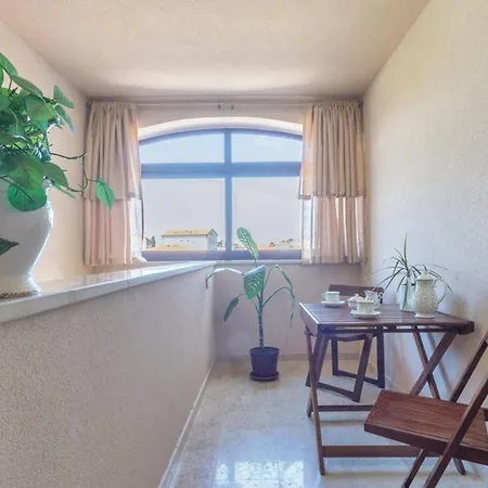 Modern, Affordable And Nicely Decorated - Paradise Guest house 3*