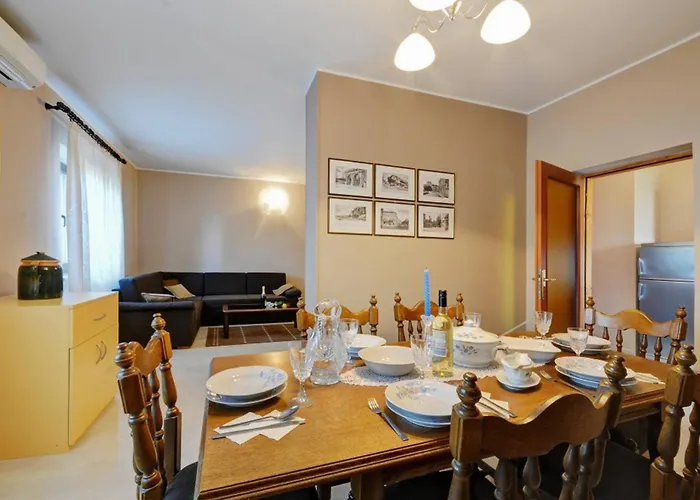 Modern, Affordable And Nicely Decorated - Paradise Gæstehus Pula