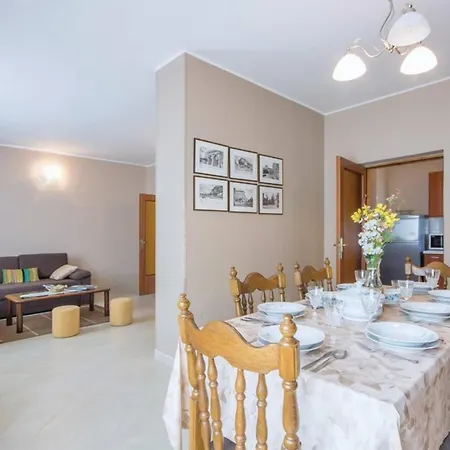 Modern, Affordable And Nicely Decorated - Paradise Guest house