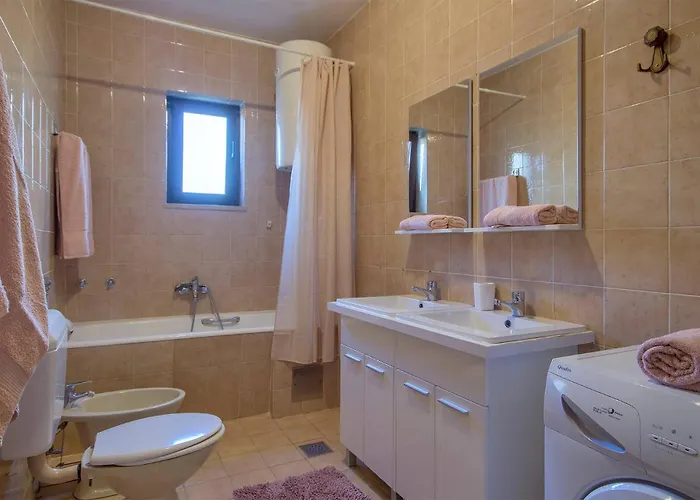 Guest house Modern, Affordable And Nicely Decorated - Paradise 3*